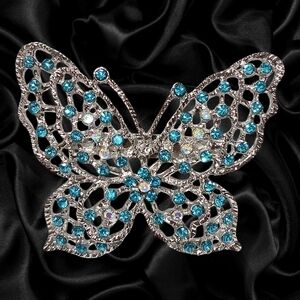 NWT SILVER TONE Blue Rhinestone Butterfly Brooch Pin Crystal Jewelry Gift